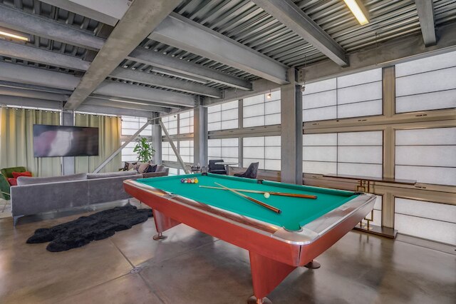 Venice Beach The Steel Rose Compound