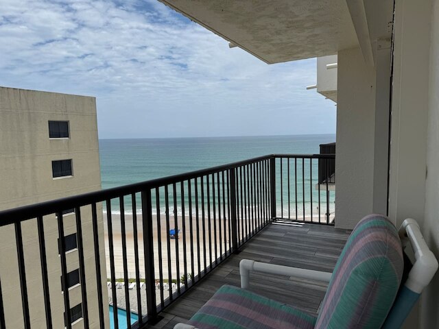 King bed Oceanview Daytonabeach