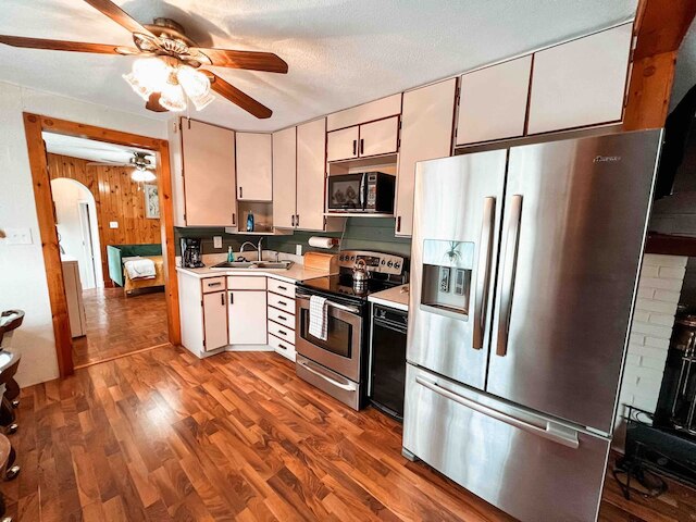 3 bd 10 min to Dwtwn Washer-dryer