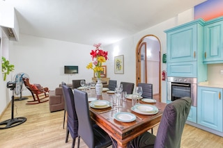 Benny s Seaside Escape Sliema