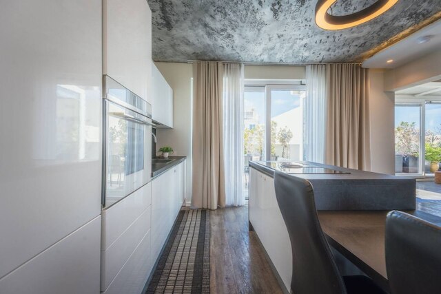 Balanzone s Creative Penthouse