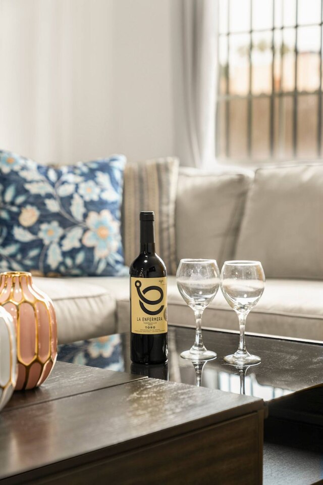 ランジット Bnb - 35 パーセント オフ ジューン ローフィーズ