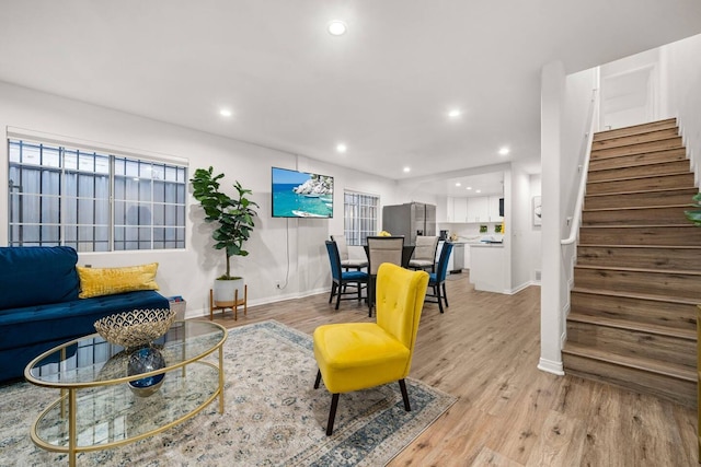 The Avalon - Modern Colorful w Private Parking