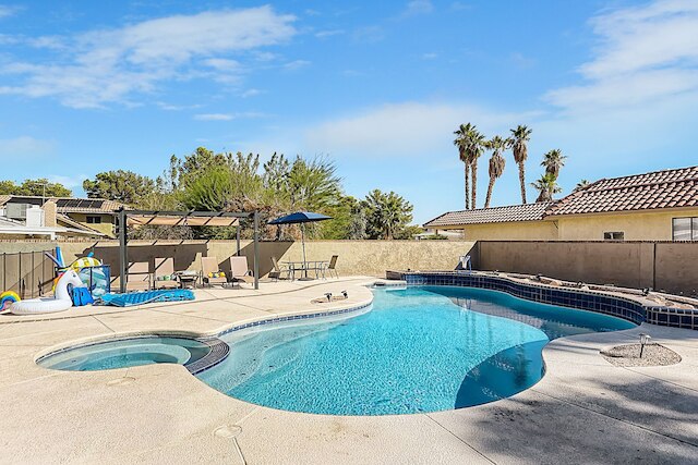 ラックス ライフ セントラル ロケーション フォー ビジネス オア プレイ