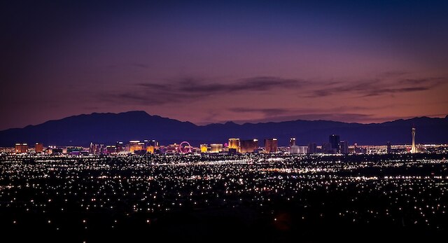 ラックス ライフ セントラル ロケーション フォー ビジネス オア プレイ