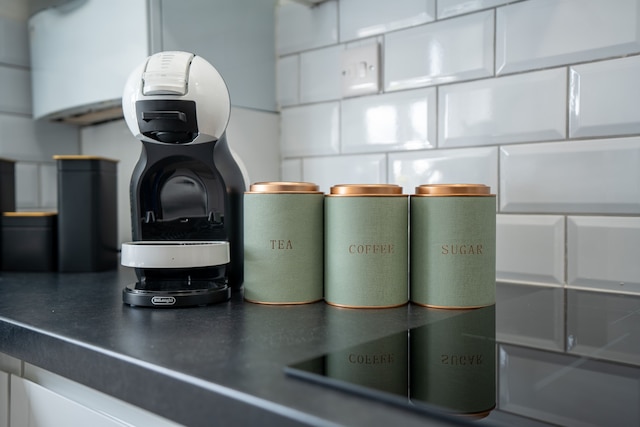 スペーシャス 2ベッドルーム メゾネット 2バスルームズ ヒュージ ラウンジ