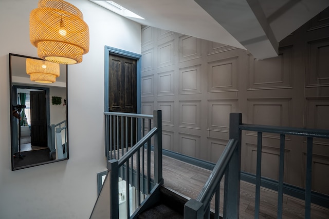 スペーシャス 2ベッドルーム メゾネット 2バスルームズ ヒュージ ラウンジ