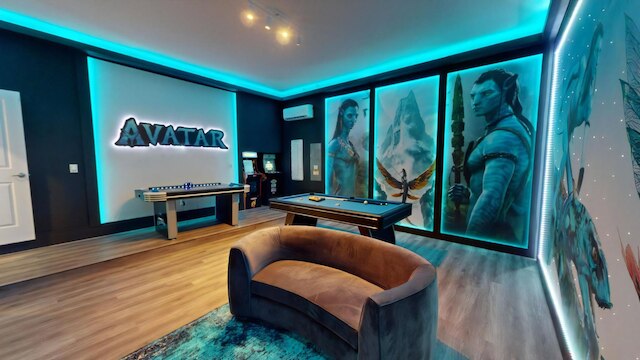 8 Bedroom Themed Rooms Huge Games Room Pool Spa