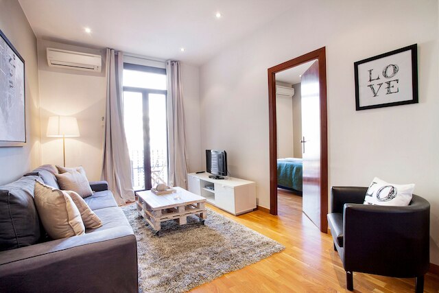 Viladomat Eixample Apartment