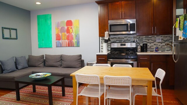 ブルックリン 3 ベッドルームズ ニア サブウェイズ