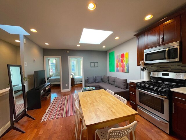 ブルックリン 3 ベッドルームズ ニア サブウェイズ