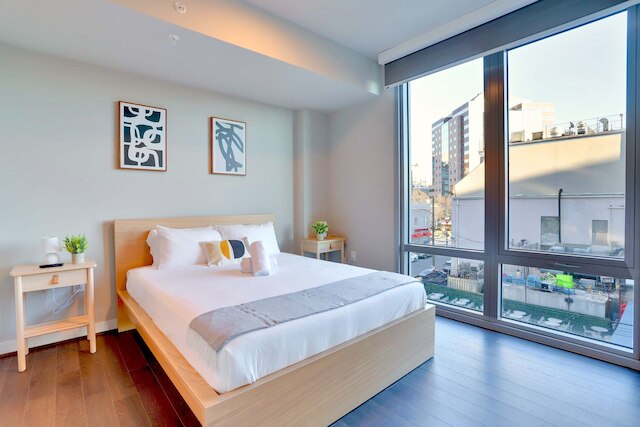 Prime Metro Proximity Condo at Clarendon