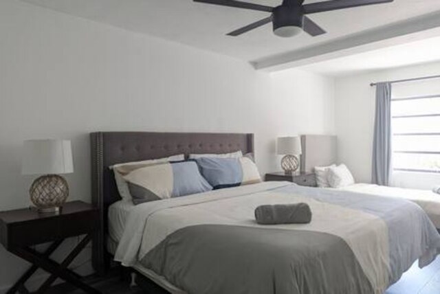 プール パーキング 2ベッドルーム リトリート スリープス 5