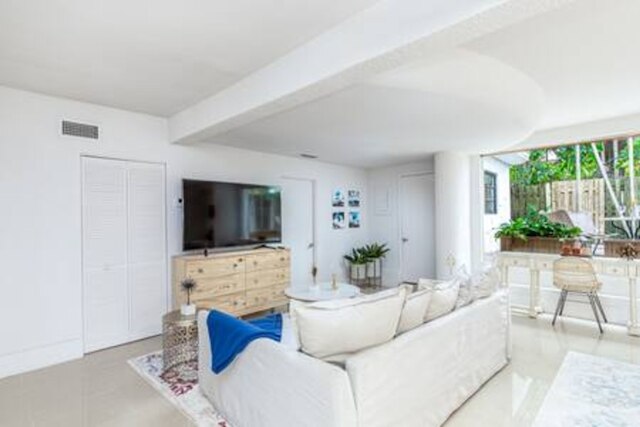 1720 ワ キー 1B 4クイーンベッド スリープ 8 プール パーキング WiFi パティオ