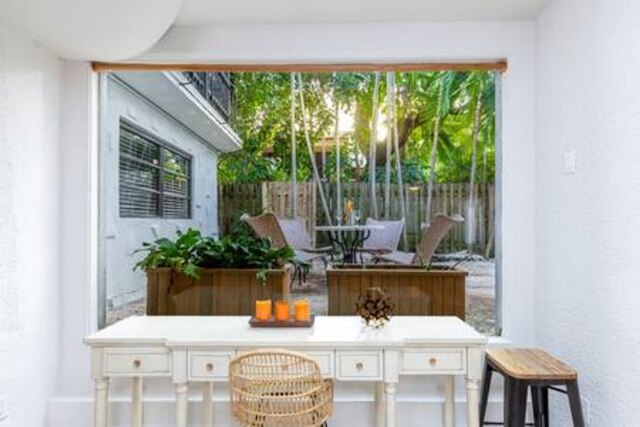 1720 ワ キー 1B 4クイーンベッド スリープ 8 プール パーキング WiFi パティオ