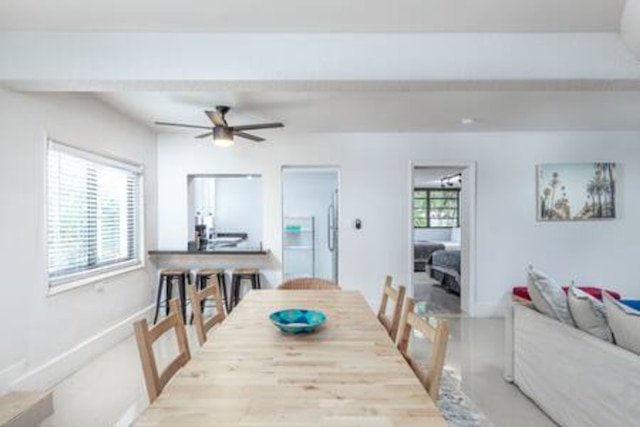 1720 ワ キー 1B 4クイーンベッド スリープ 8 プール パーキング WiFi パティオ