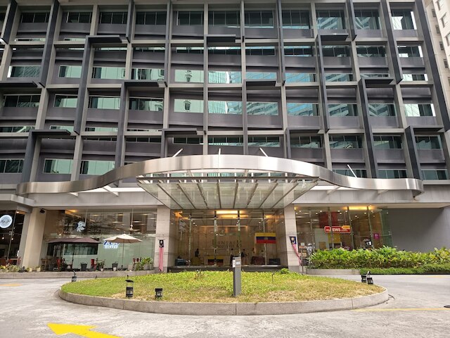 ビンジャイ 8 プレミアム ソーホー スイーツ KLCC