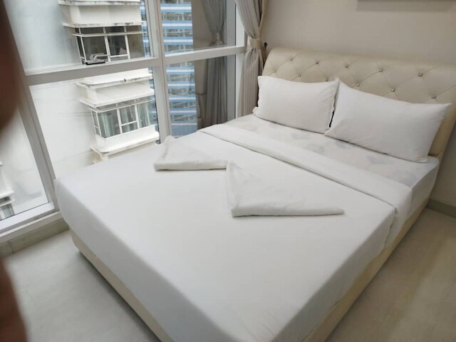 ビンジャイ 8 プレミアム ソーホー スイーツ KLCC