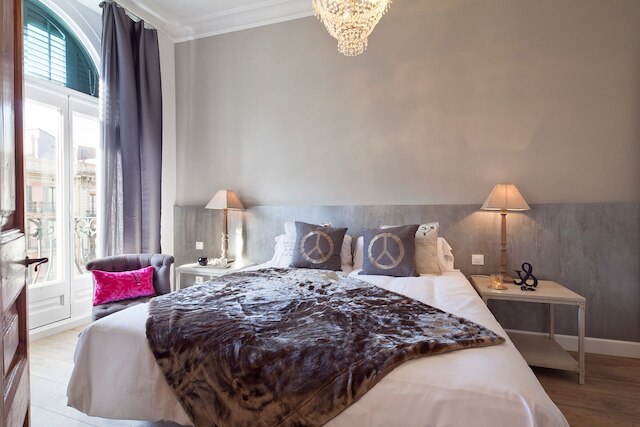 Catalunya Palace Apartment