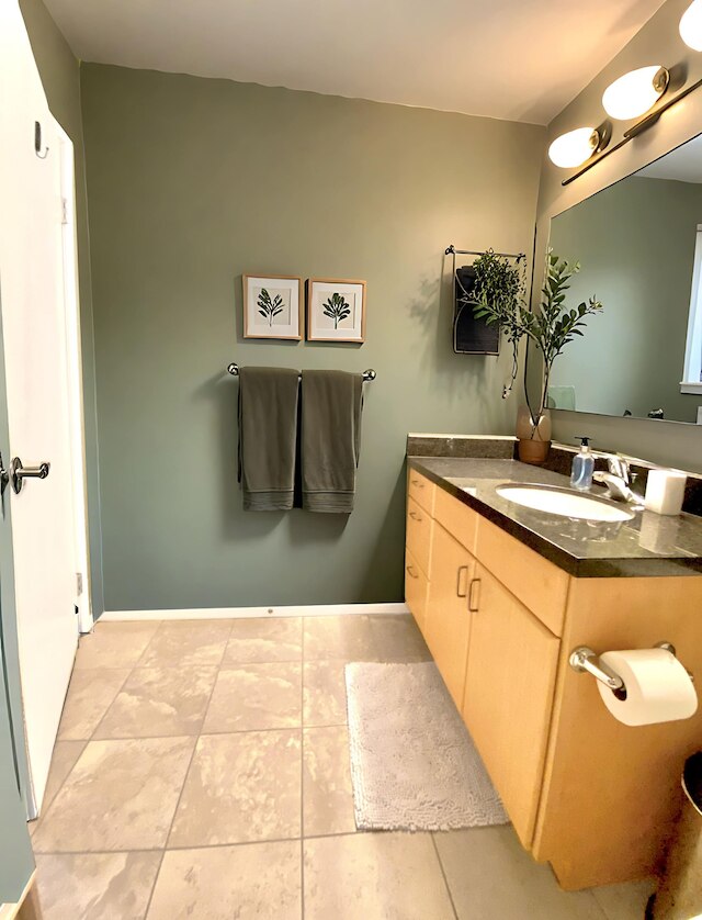 Allura Gaslamp Pool Spa Gym Extra Office Nook