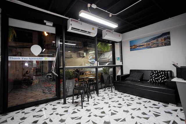 Pratunam Family House 2