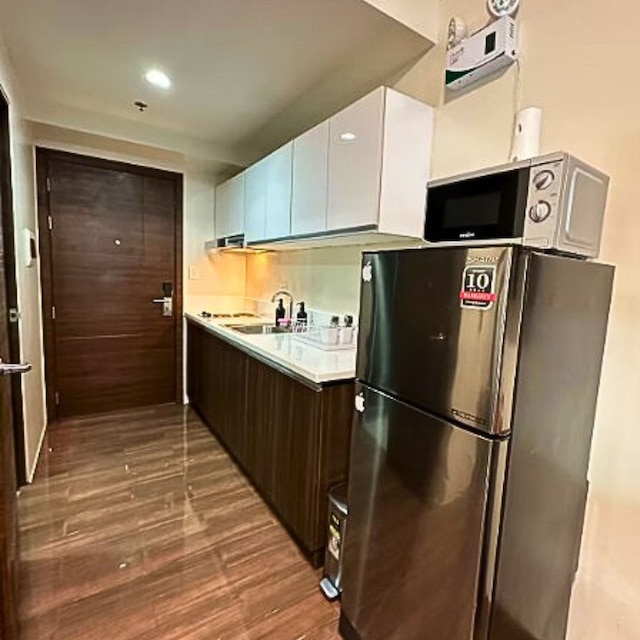 Rent Xpress Online Heart of Makati