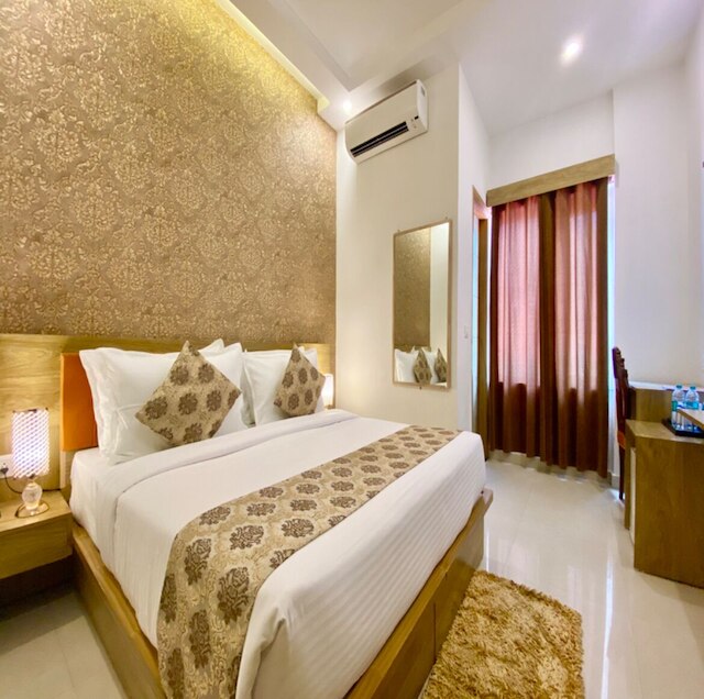 ハヴェリヤ ホームズ BB レジデンシー