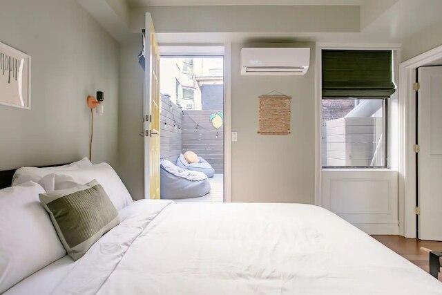 Airy Greenwich Retreat With Private Deck