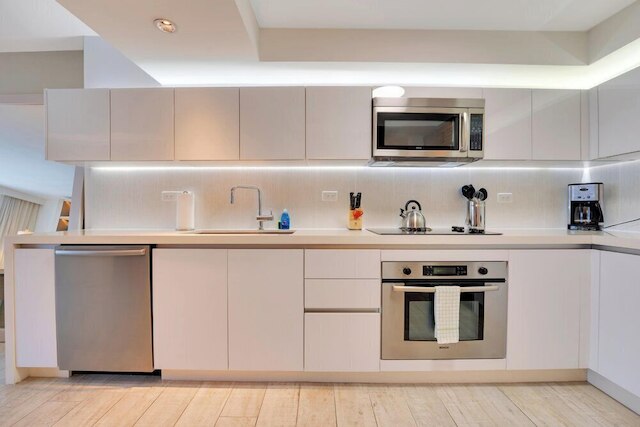 Stunning Oceanfront 1BR 1 Hotel