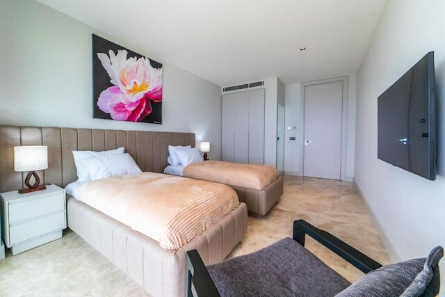 イスラ トレーディング