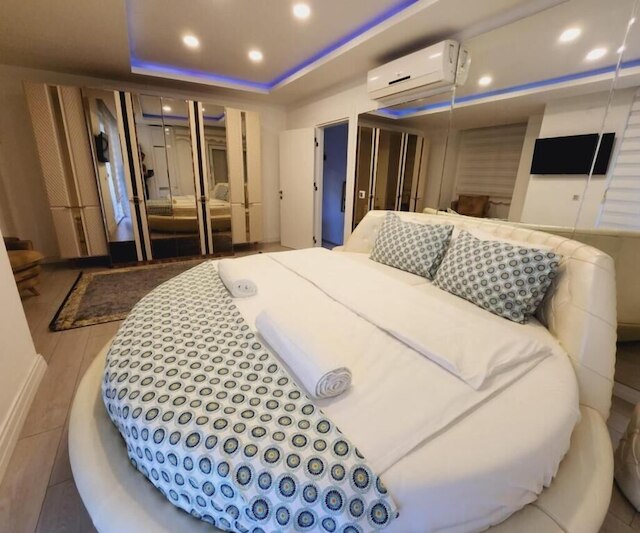 イスラ トレーディング