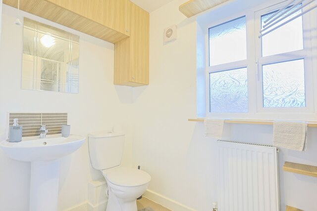 マンチェスター 3 ベッズ スリープス 6 ウィズ オンサイト パーキング