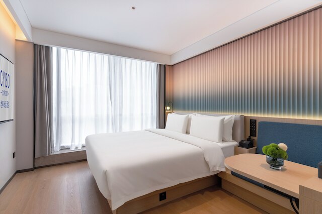 CYBO Station SSAW Shangpin Hotel