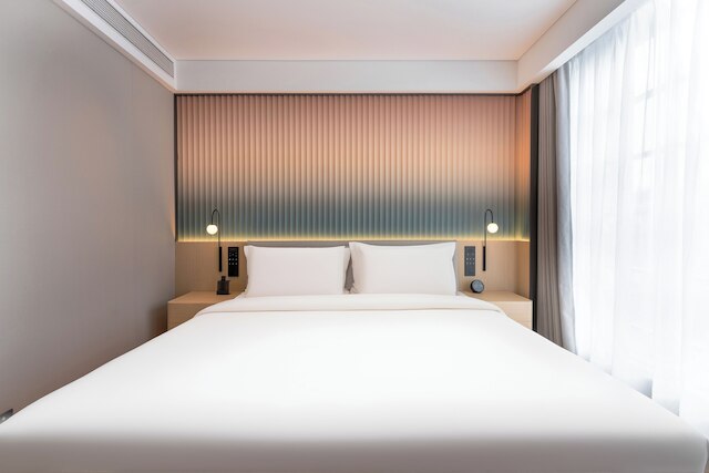 CYBO Station SSAW Shangpin Hotel