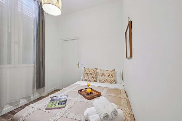 Stylish 1BR Flat Near Luxembourg Gardens