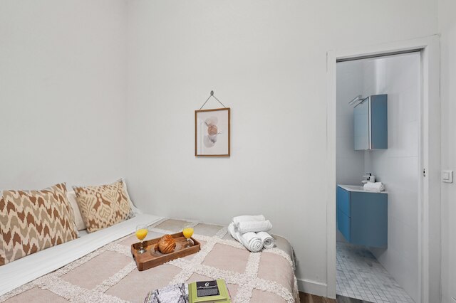 Stylish 1BR Flat Near Luxembourg Gardens