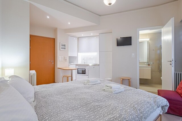 ブティック スタジオ アクロポリス