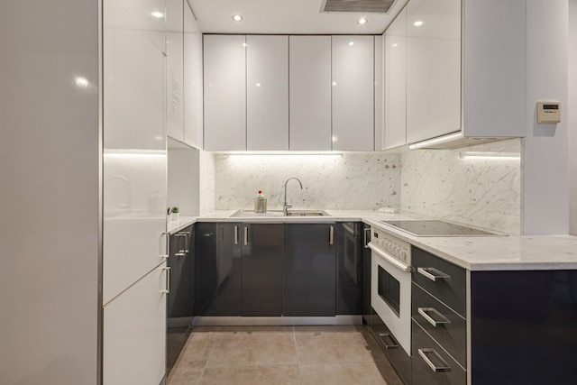 コージー アクロポリス 1BD アパートメント