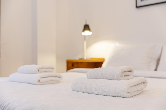 コージー アクロポリス 1BD アパートメント