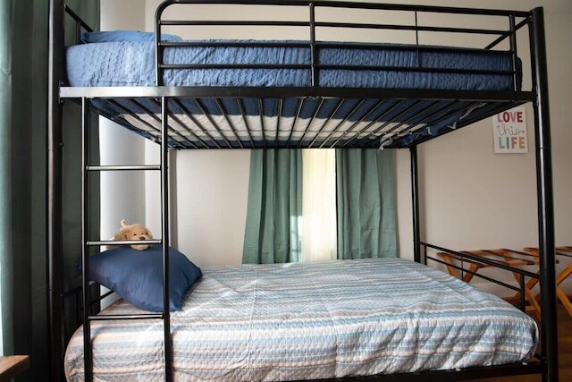 アーリントン クレセント リバイバル - ボース ユニッツ