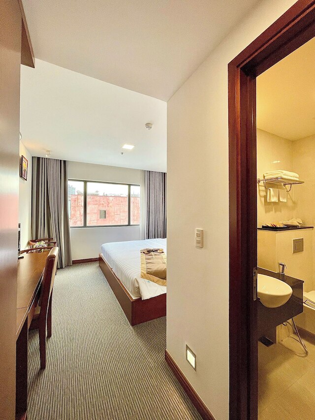 ニャ カック トン リエン ドアン