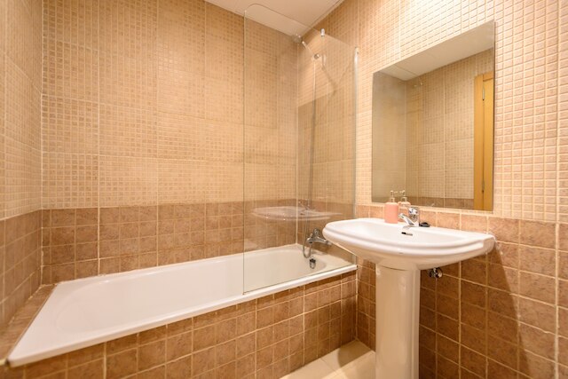 M Din133b アパルタメント デ 2 ドルミトリオス ア パソス デ