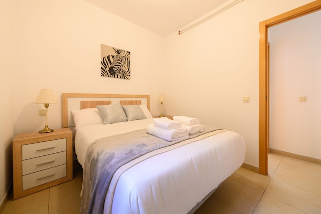 M Din133b アパルタメント デ 2 ドルミトリオス ア パソス デ