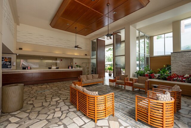 Newly Innovated Oceanview Beach Condo - Sauna Pool