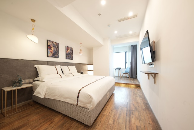 Qiansu Qingpan Hotel