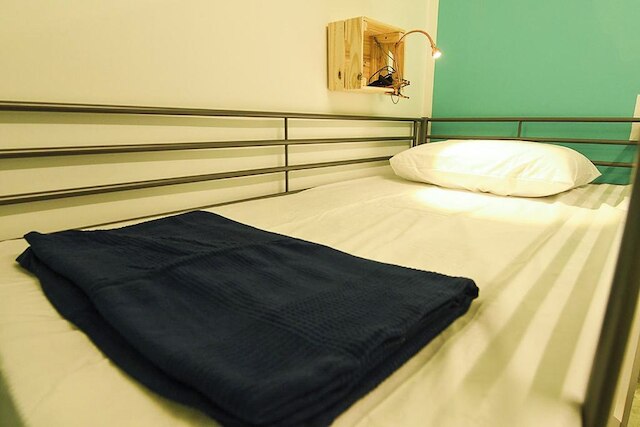 シャ ラ ラ ホステル