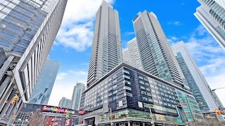 Maple Suites Toronto Downtown