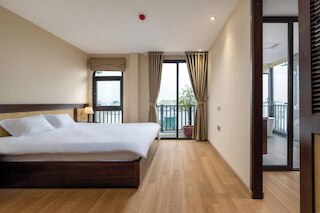 ウエストレイク ビュー ラック チン