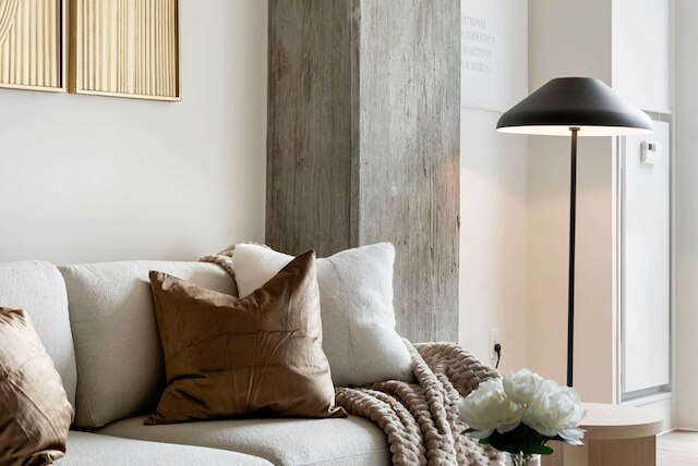 3 Bed 3 Bath High Rise With Gym Amenities