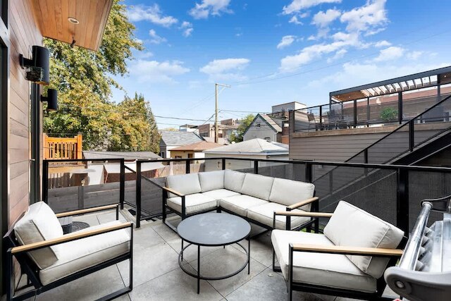 Stunning 5BR Home With 2 Rooftops Sauna Hot Tub